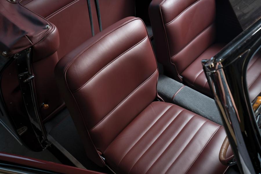 Интерьер Lancia Aprilia Cabriolet Speciale 2 Posti (439.11844) 1946 года  (фото 14 из 20)
